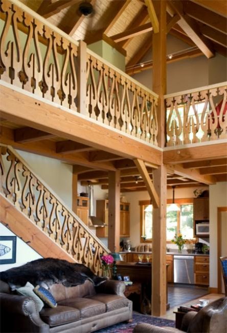 Пример оригинального дизайна: прямая лестница среднего размера в стиле рустика с деревянными перилами