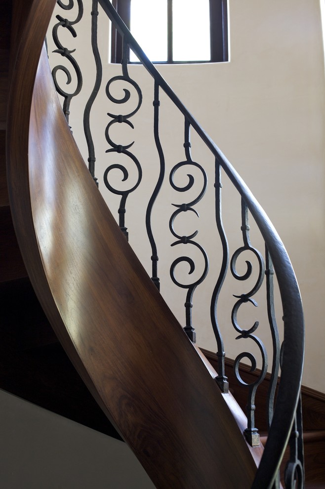 This is an example of a mediterranean staircase in Los Angeles.