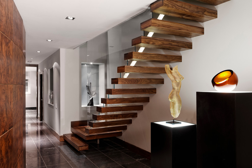 Staircase - contemporary staircase idea in London