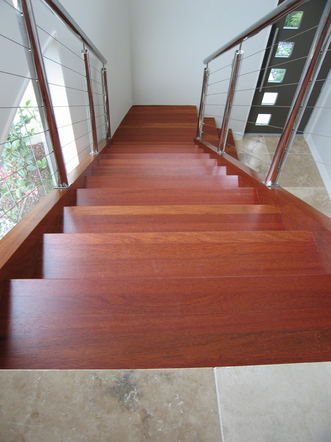 agitation intelligens Uændret Kwila Staircase - Contemporary - Staircase - Hamilton - by Top Flyte  Systems | Houzz