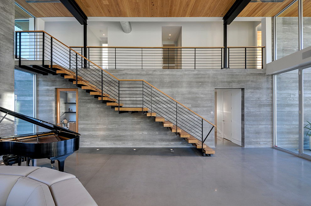 This is an example of a modern staircase in Orlando.