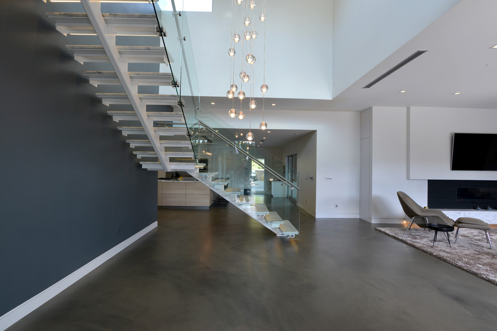 Mittelgroße Moderne Treppe in L-Form mit offenen Setzstufen in Los Angeles