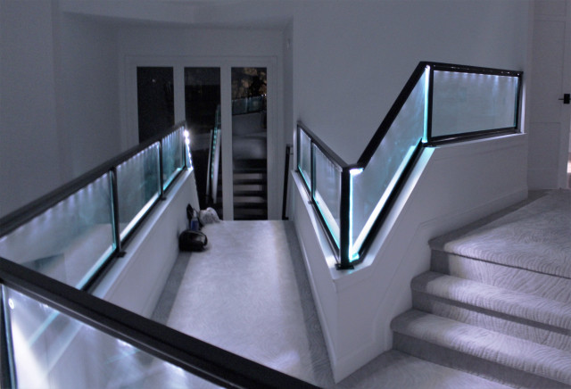 LED Glass Panel Railing
