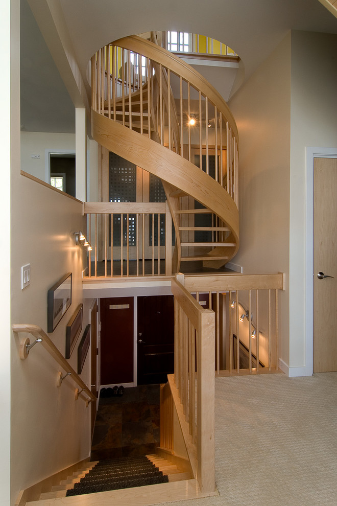 Photo of a contemporary staircase in Bridgeport.