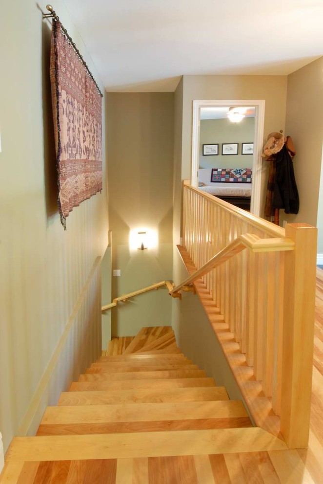 Inspiration for a staircase remodel in Ottawa