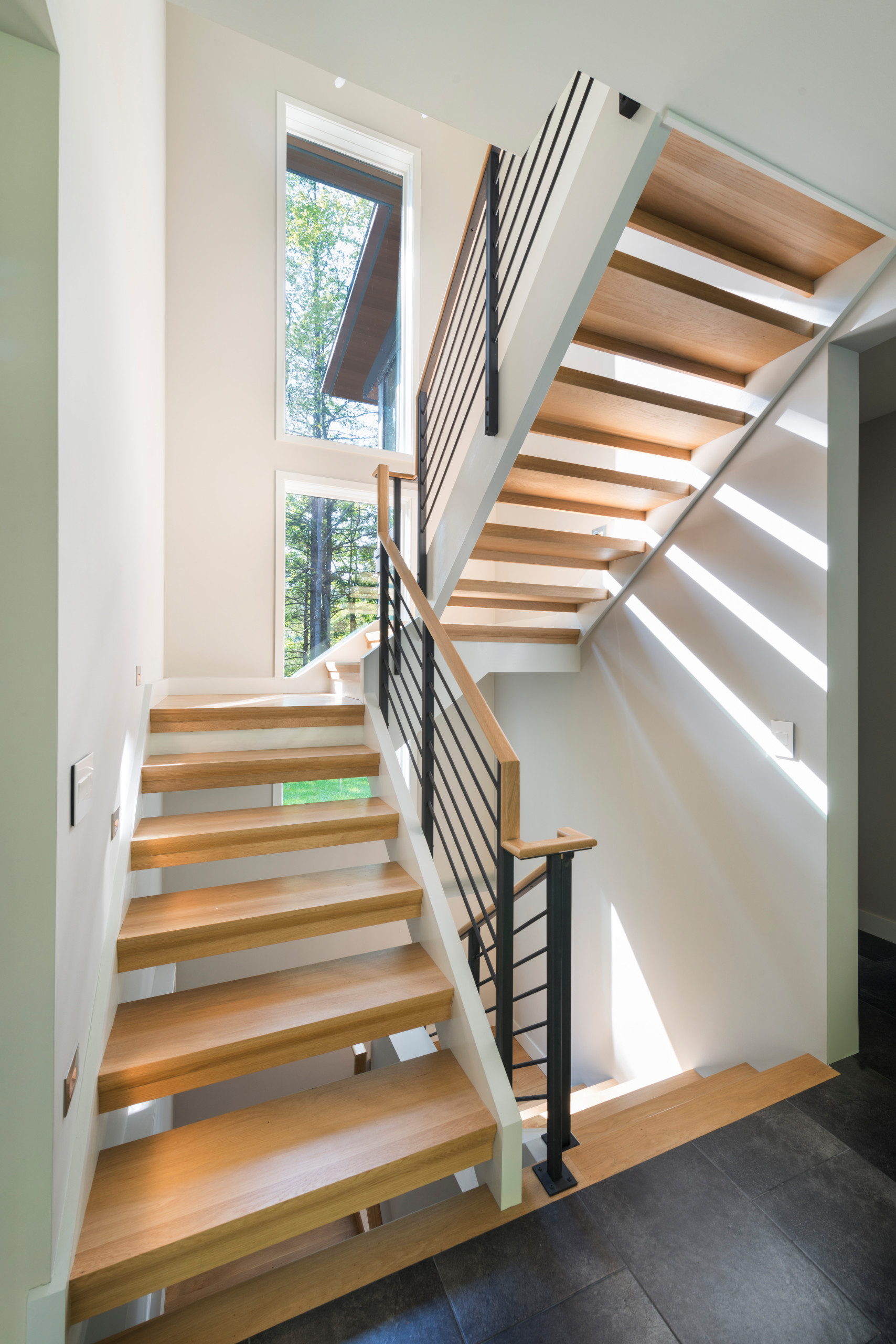 75 Straight Staircase Ideas You'll Love - December, 2023