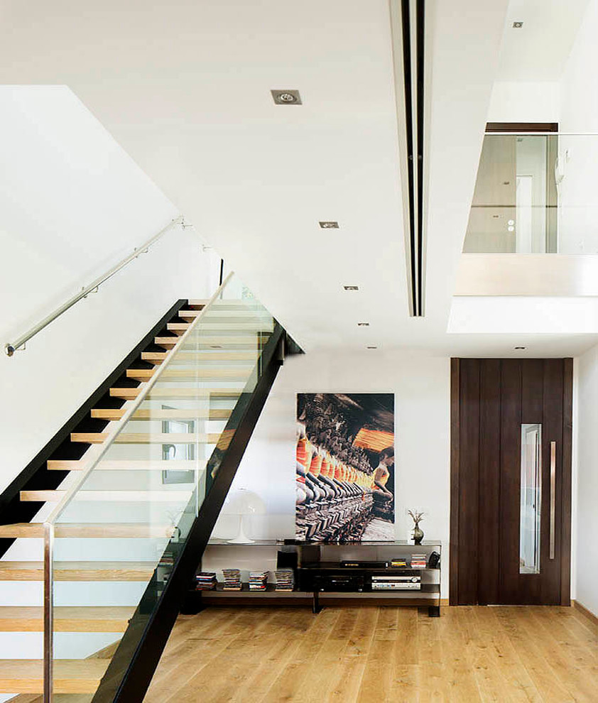 Inspiration for a contemporary staircase remodel in Barcelona