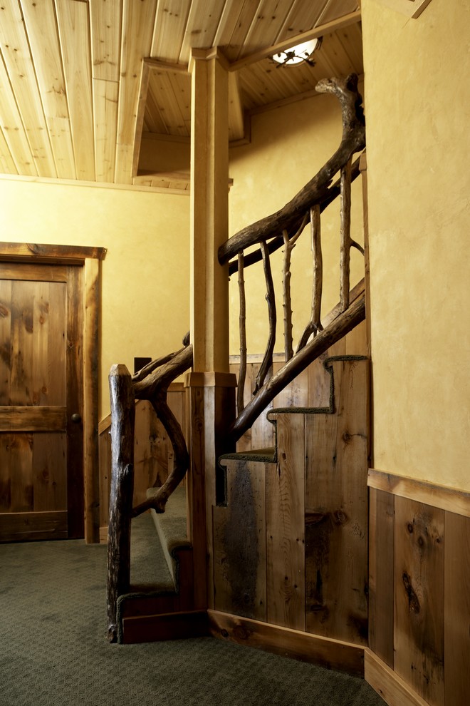 Photo of a rustic staircase in Minneapolis.