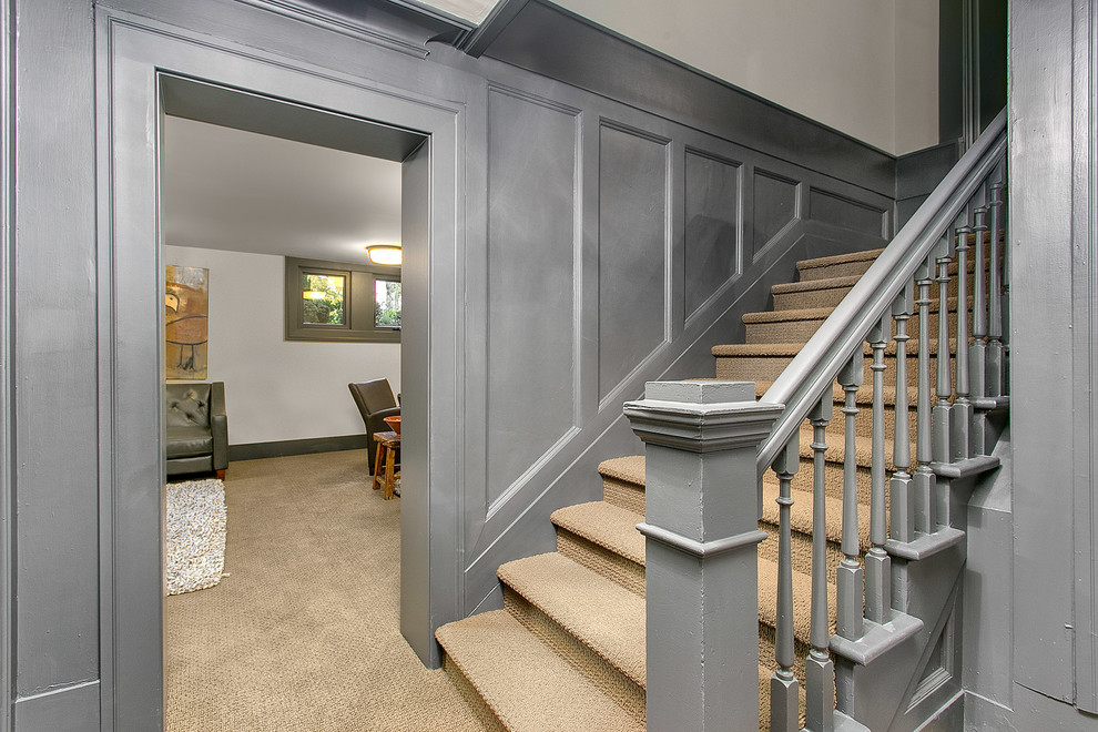 Design ideas for a medium sized traditional carpeted l-shaped staircase in Seattle with carpeted risers.