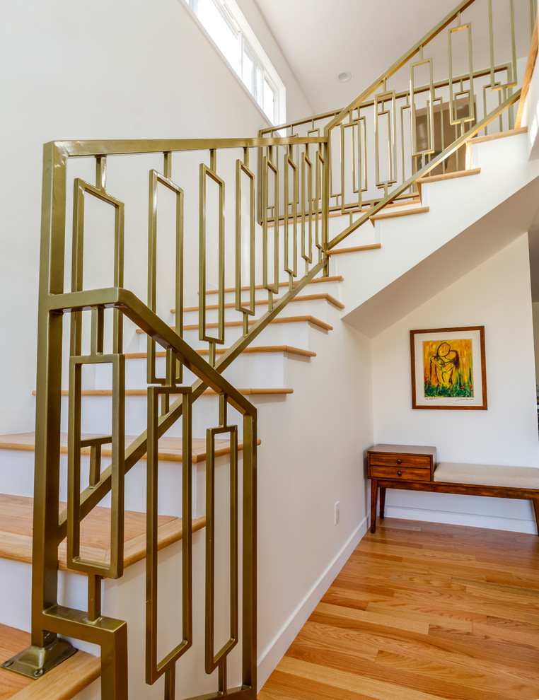 Idée de décoration pour un escalier vintage.
