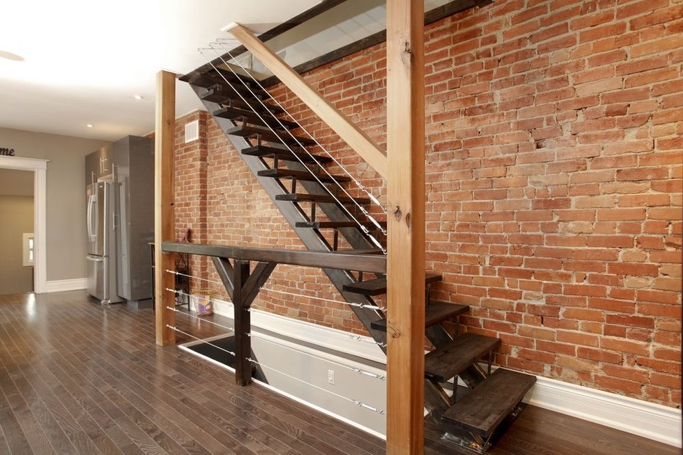 Staircase - contemporary staircase idea in Toronto