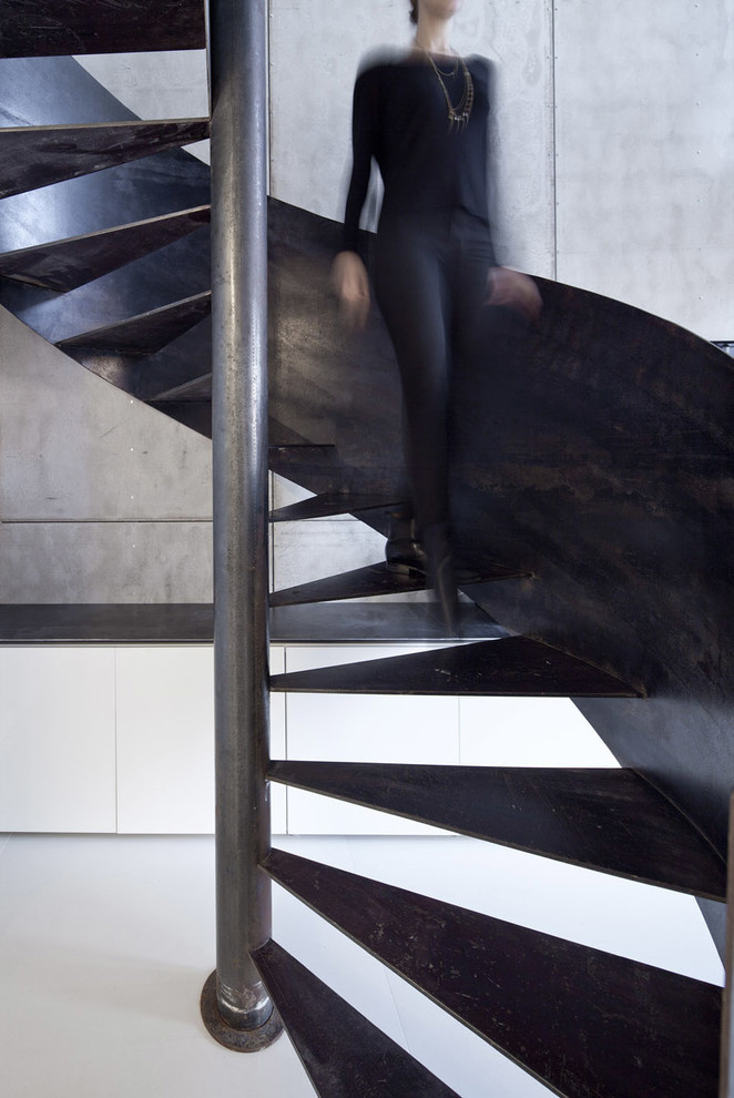 Inspiration for a contemporary spiral staircase in Tel Aviv.