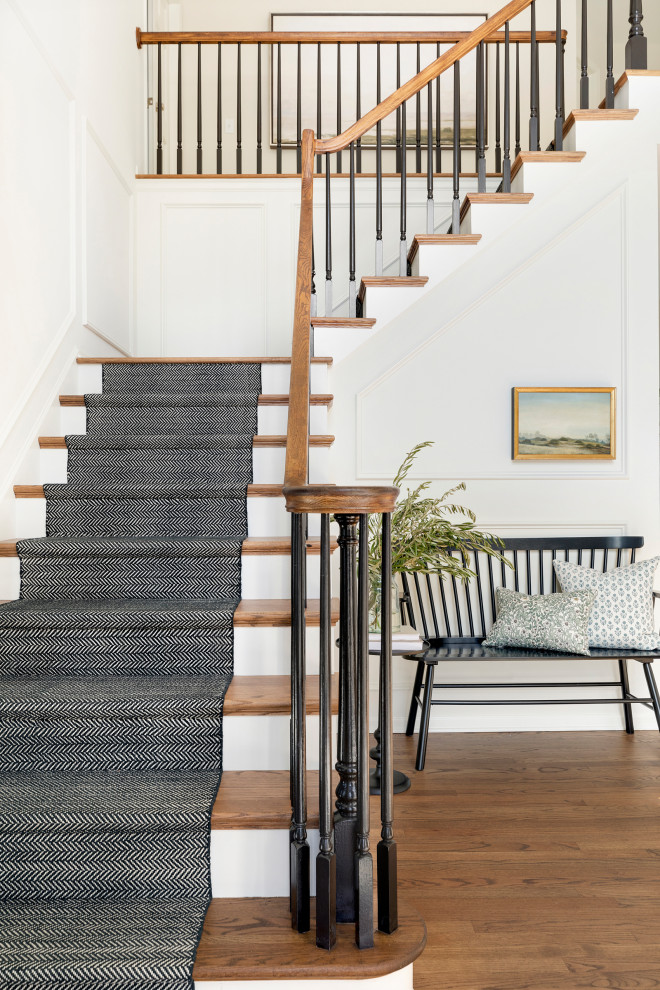 DIY Ideas to Transform Your Staircase Before the Holidays