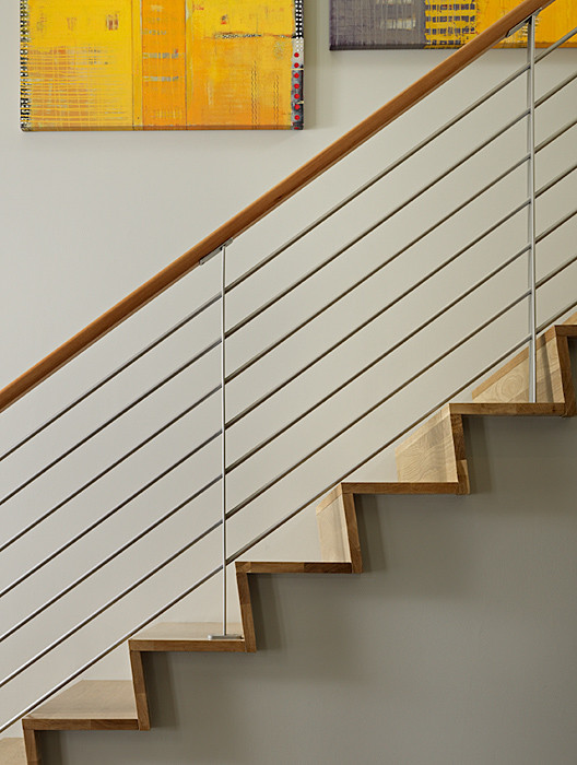 Mountain style staircase photo in Seattle