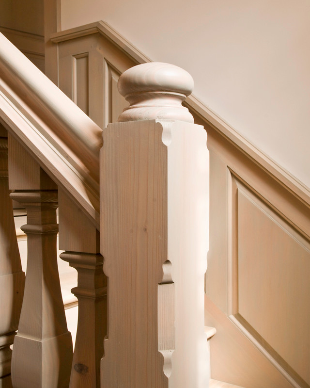 Elegant staircase photo in Boston