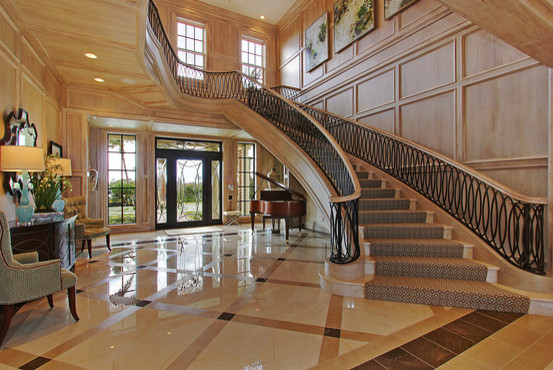 Свежая идея для дизайна: лестница в морском стиле - отличное фото интерьера