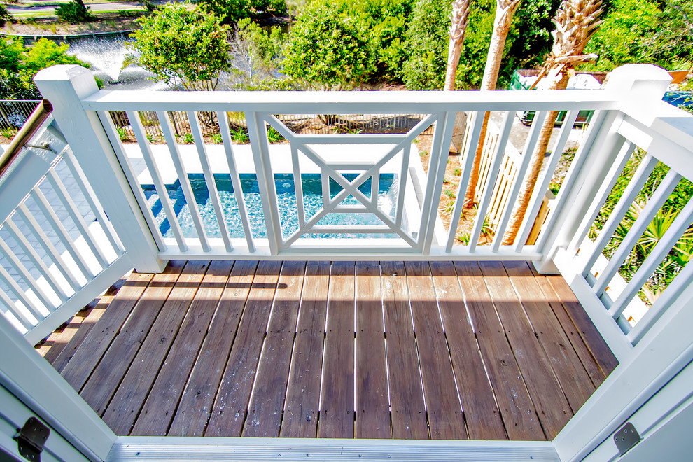 Example of a beach style staircase design in Jacksonville