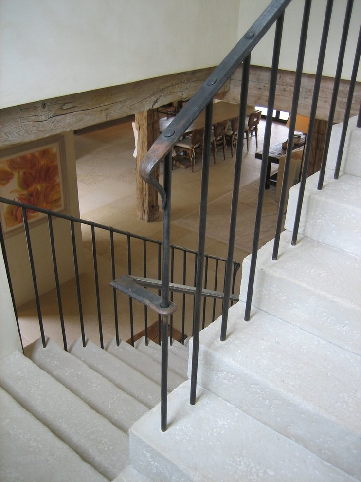 Example of a tuscan staircase design in Austin