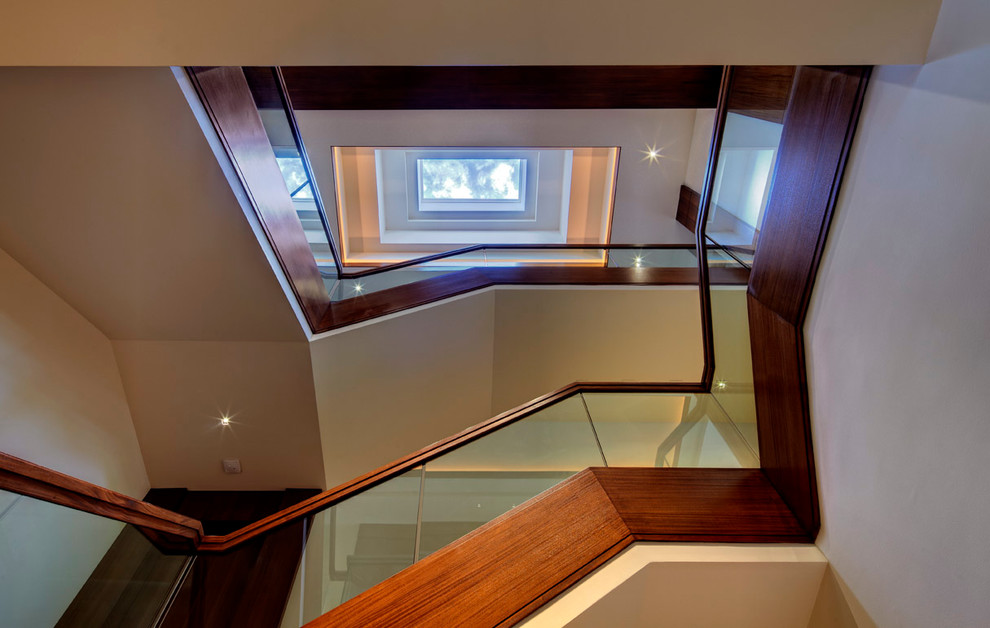 Example of a trendy staircase design in Detroit