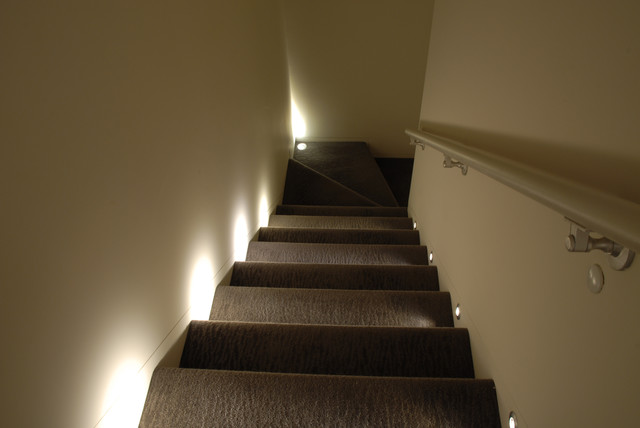 recessed lighting in stairwell