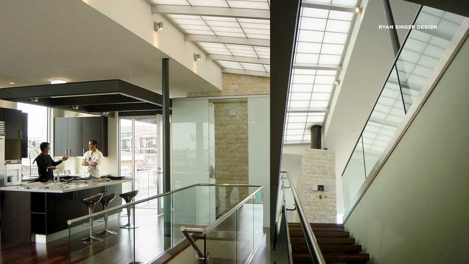 Источник вдохновения для домашнего уюта: большая прямая деревянная лестница в стиле модернизм с деревянными ступенями и металлическими перилами
