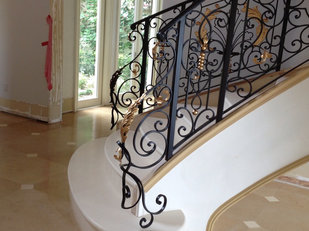 Стильный дизайн: лестница в средиземноморском стиле - последний тренд