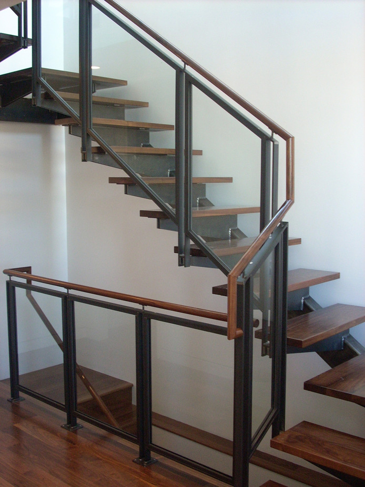 Example of an eclectic staircase design in San Francisco