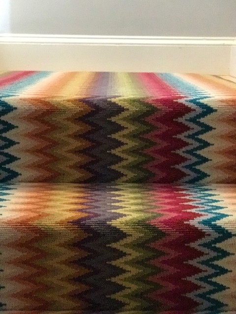 https://st.hzcdn.com/simgs/pictures/staircases/rainbow-zig-zag-stair-runner-the-carpet-workroom-img~b83107b20a8ef31b_4-2190-1-2e2d6f8.jpg