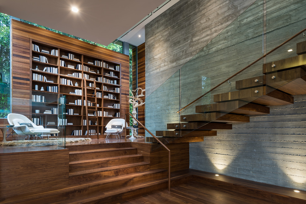 Design ideas for a contemporary staircase in Los Angeles.