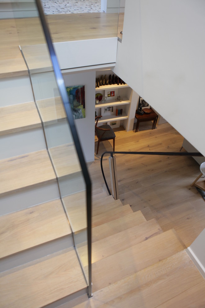 This is an example of a contemporary staircase in London.