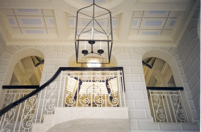 Example of a tuscan staircase design in New York