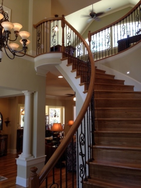 Rivers Edge Plantation Custom Grand Staircase Clásico Escalera Otras Zonas De Southern 7036