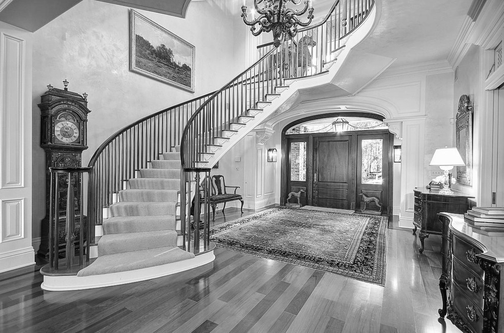 RiverView Traditional Staircase Miami by tuthill architecture