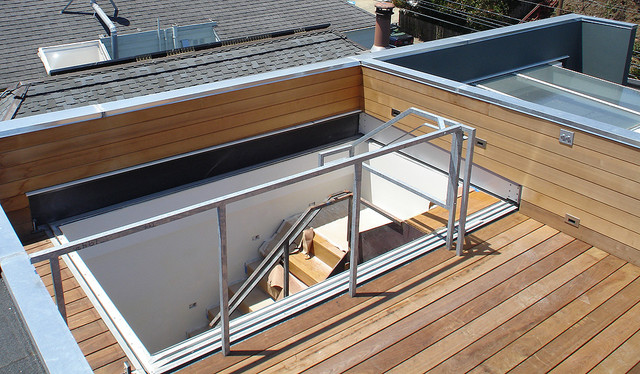 Roof Access Skylight "disappears" into wall - Modern - Treppen - San  Francisco - von Rollamatic Retractable Roofs | Houzz