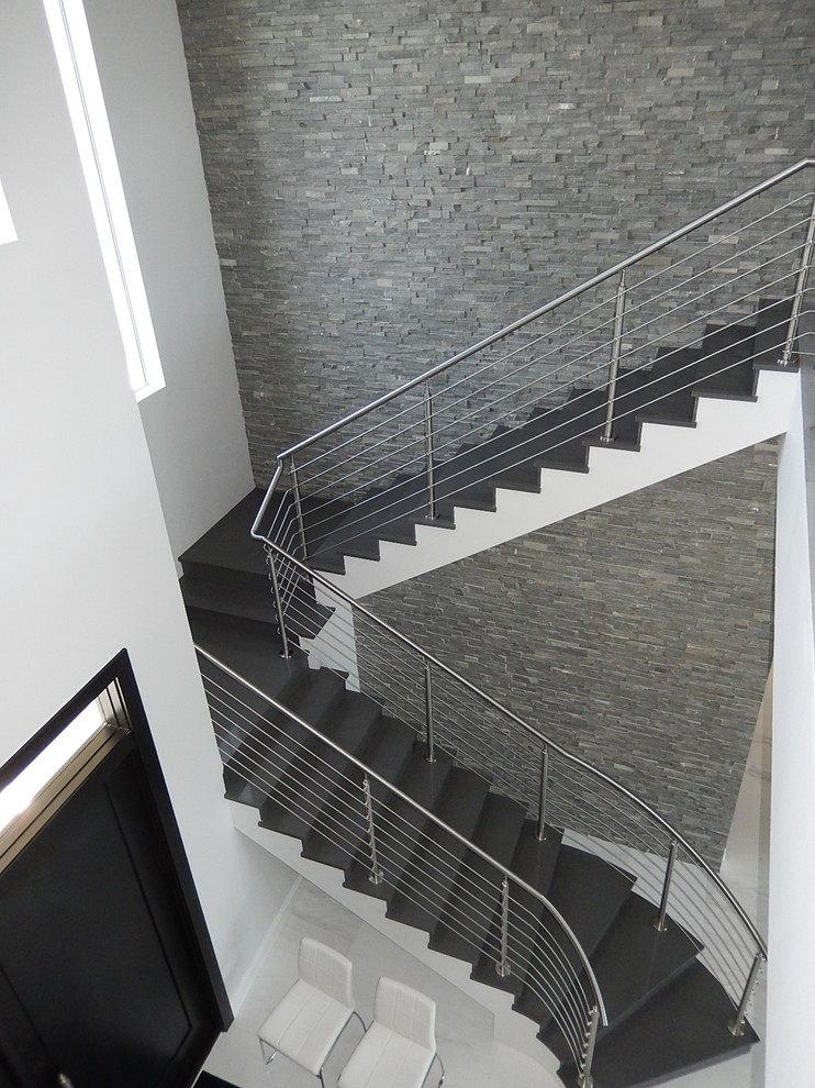 Staircase - contemporary staircase idea in Miami