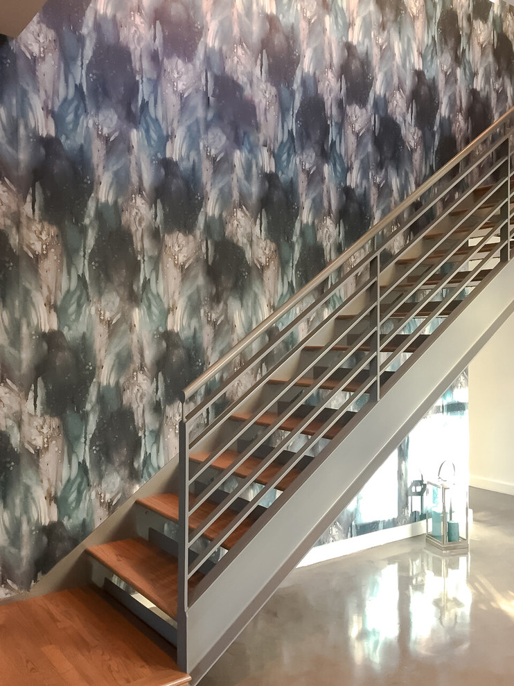 Photo of a medium sized contemporary staircase in Los Angeles.