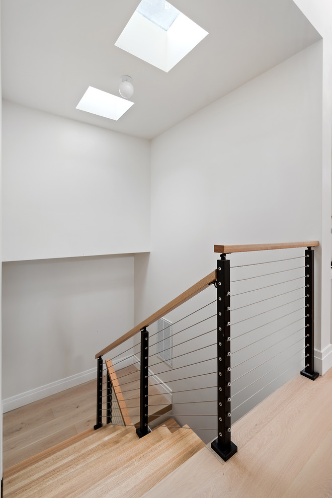 Moderne Treppe in Sonstige