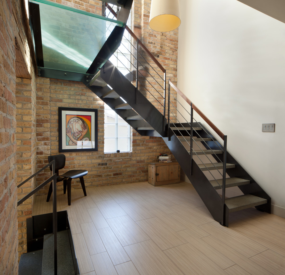 Contemporary staircase in Chicago with open risers.
