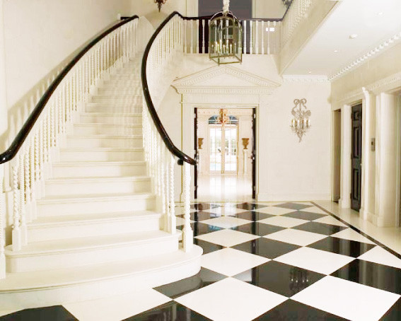 Staircase - traditional staircase idea in London