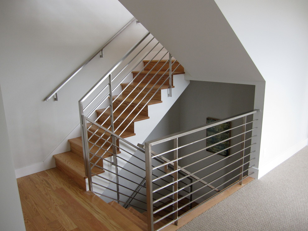 Example of a minimalist staircase design in San Francisco