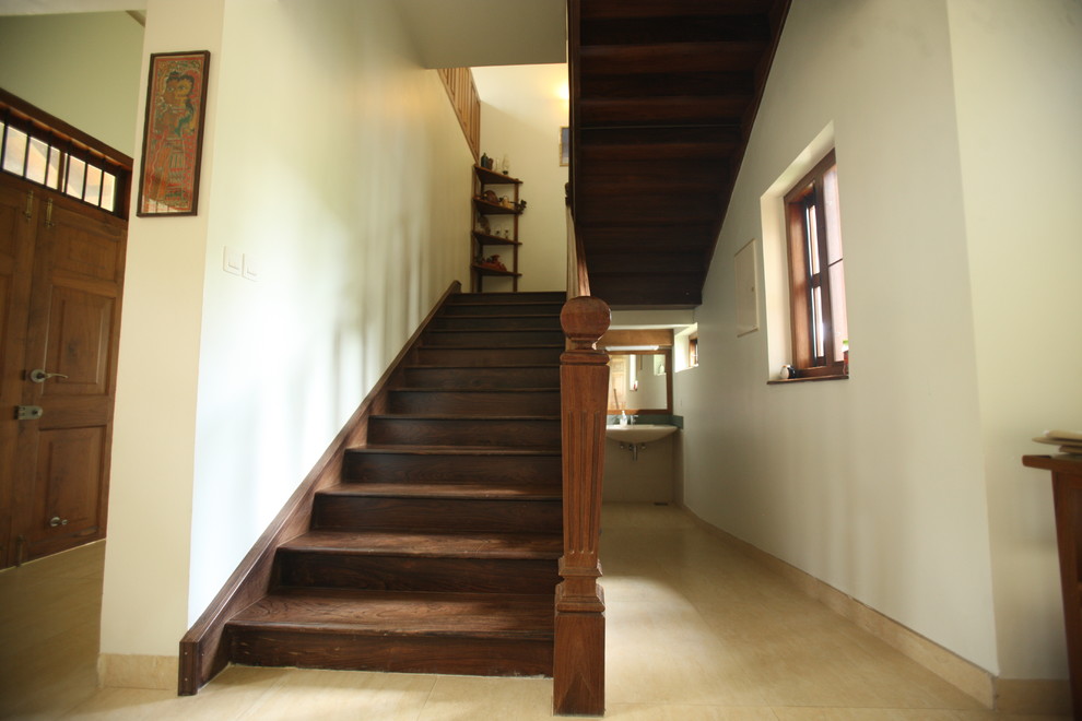 Inspiration for a zen staircase remodel in Chennai