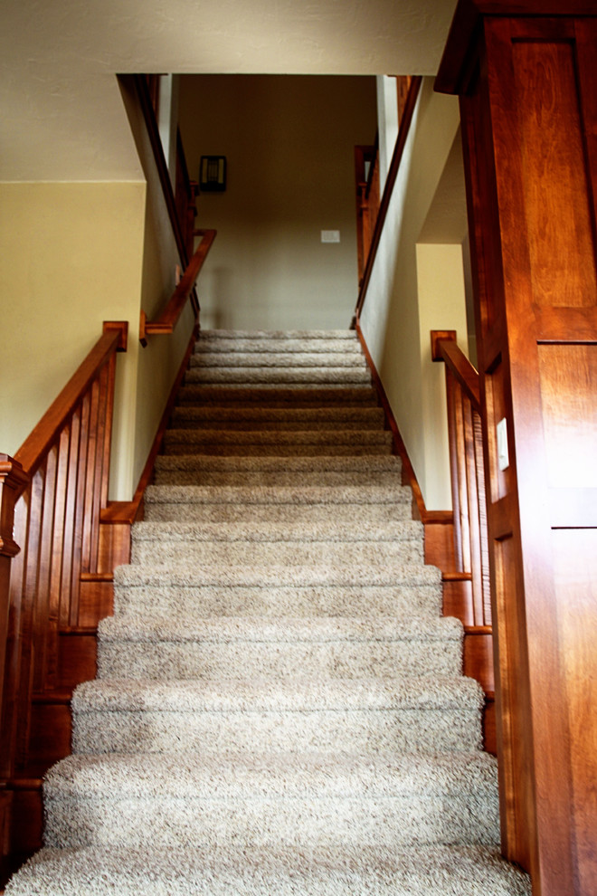 Inspiration for a classic staircase in Milwaukee.