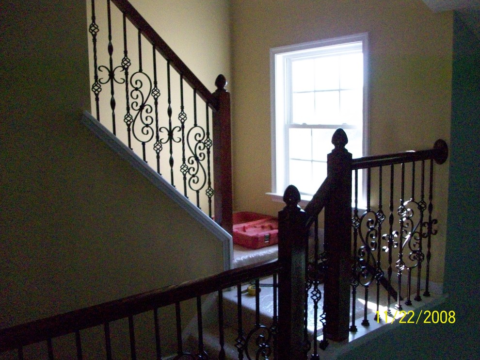 リッチモンドにあるコンテンポラリースタイルのおしゃれな階段の写真