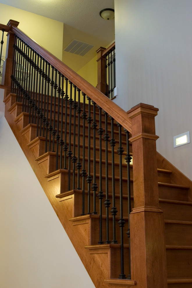 Photo of a traditional staircase in Indianapolis.