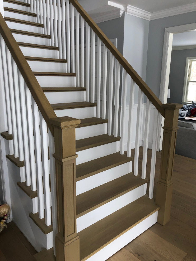 Straight staircase Treppen Toronto von TFP Stairs and Railings