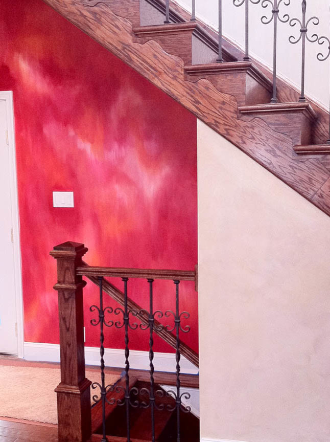 ワシントンD.C.にある高級な中くらいなエクレクティックスタイルのおしゃれな折り返し階段 (木の蹴込み板) の写真