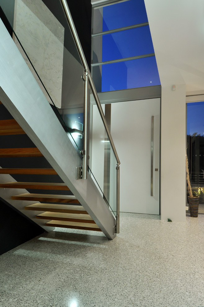 Photo of a contemporary staircase in Perth.