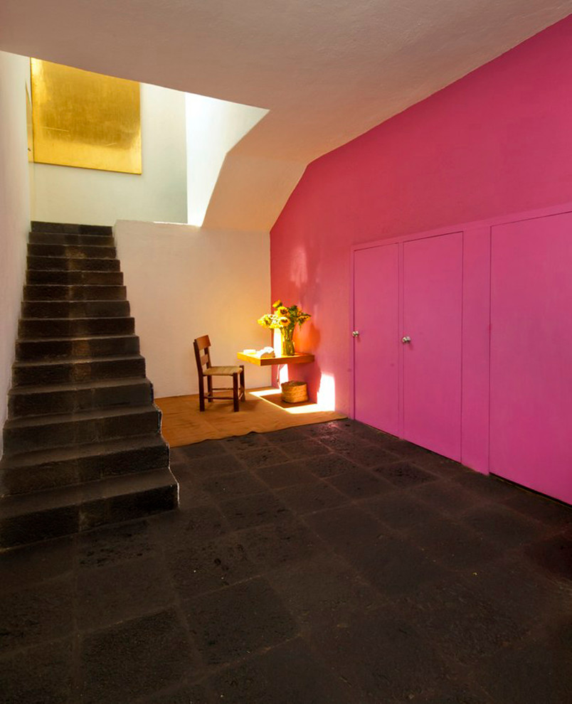 Inspiration for a modern staircase remodel in Mexico City