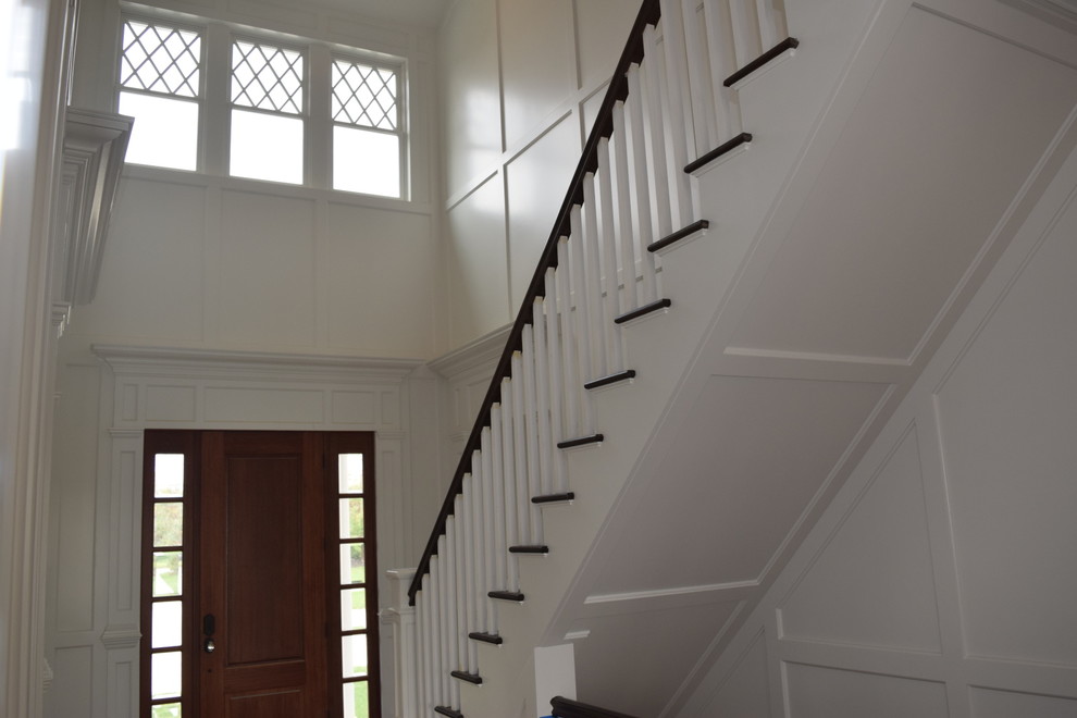 Tuckahoe Estate Traditional Staircase New York by Color Brite