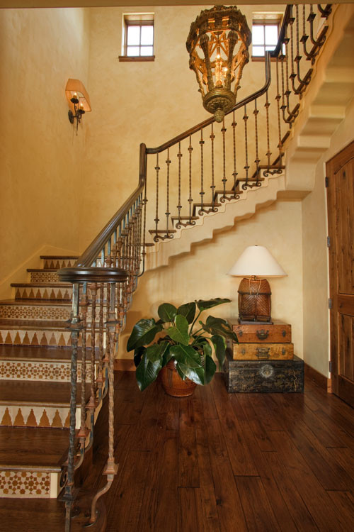 Example of a tuscan staircase design in Other